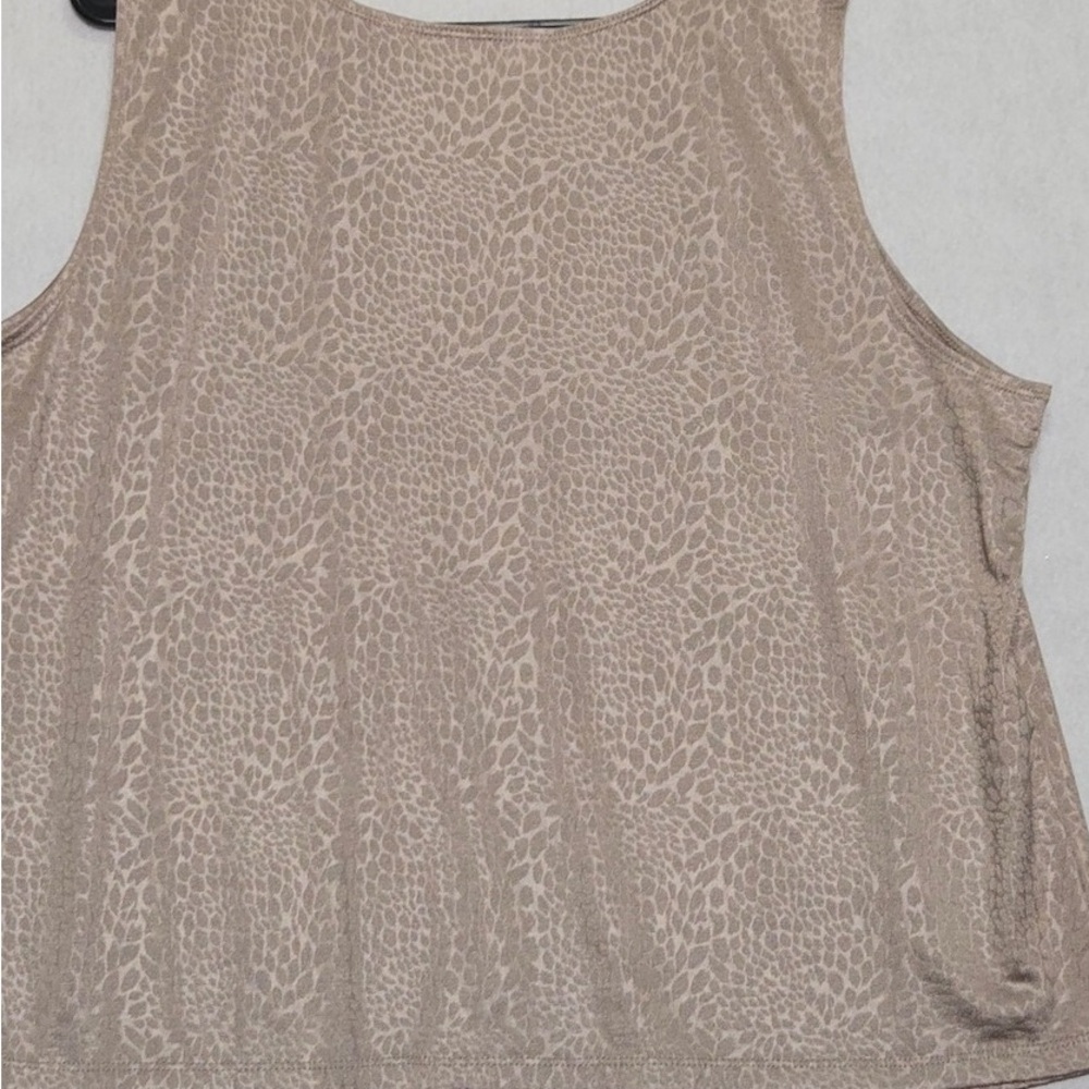Chic Beige Patterned Tank Top - image 1